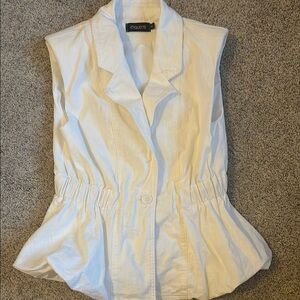 Women's White Sleeveless Top